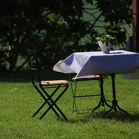 Tenuta Montanello Bed & Breakfast