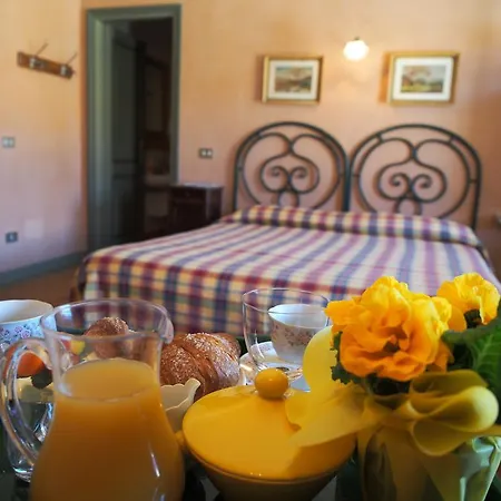 Tenuta Montanello Panzió Castiglione Falletto